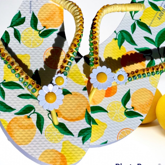 Crystal Bling Lemon Flip Flops, Handmade Embellishments, Beach Sandals, Size 7 - Picture 8 of 14